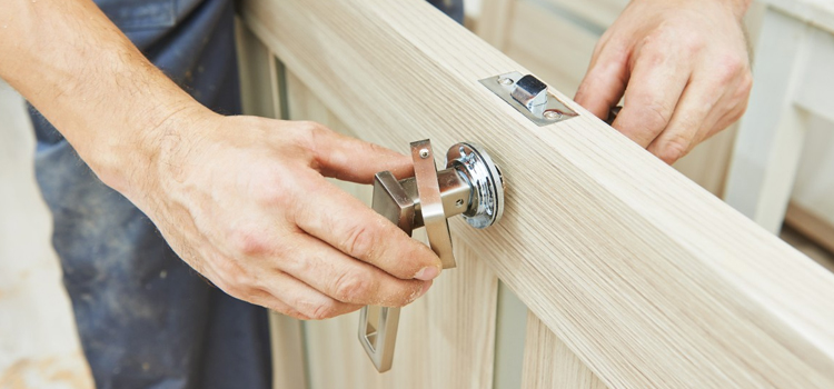 interior door repair Lauderhill